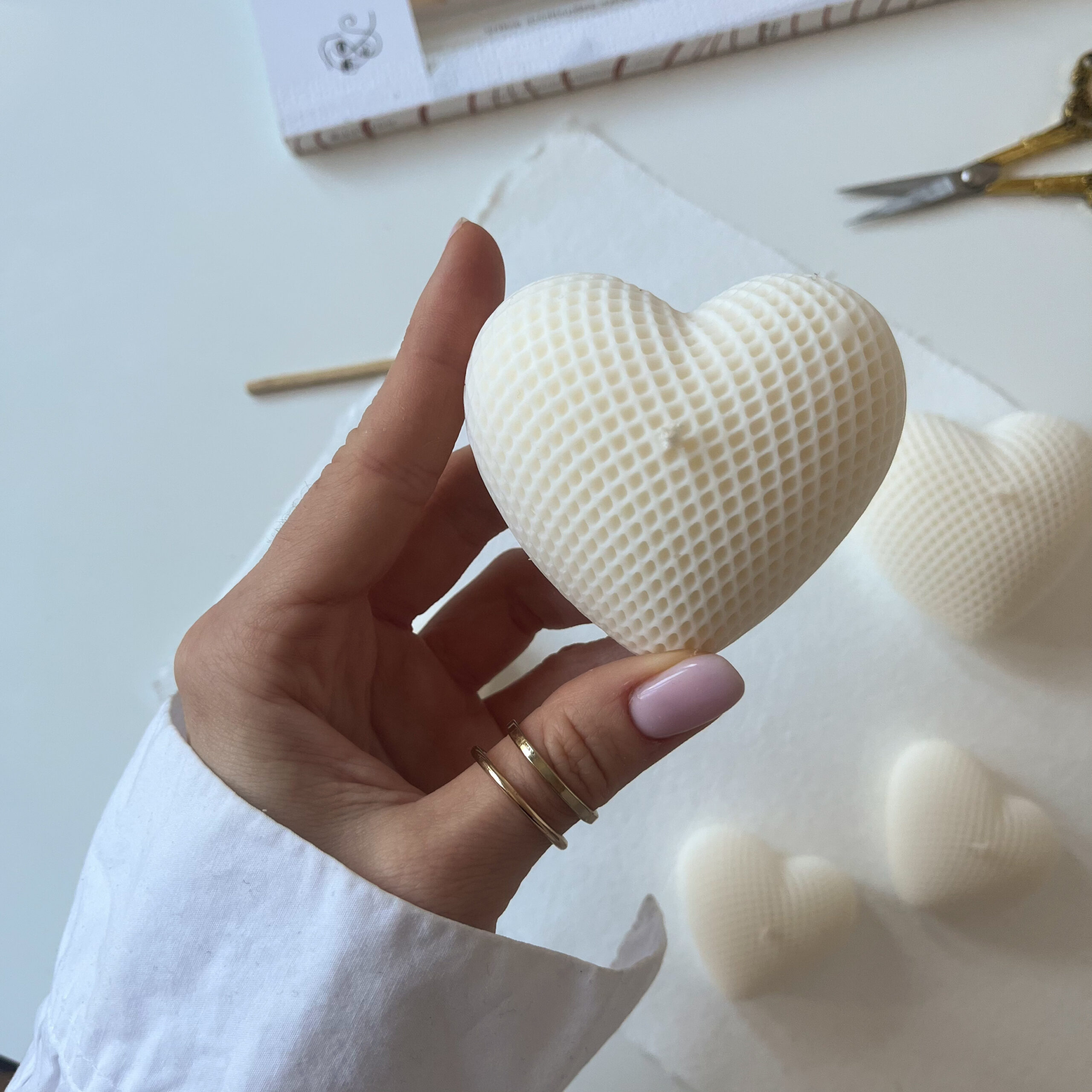 Świeca LOVE - obrazek 3