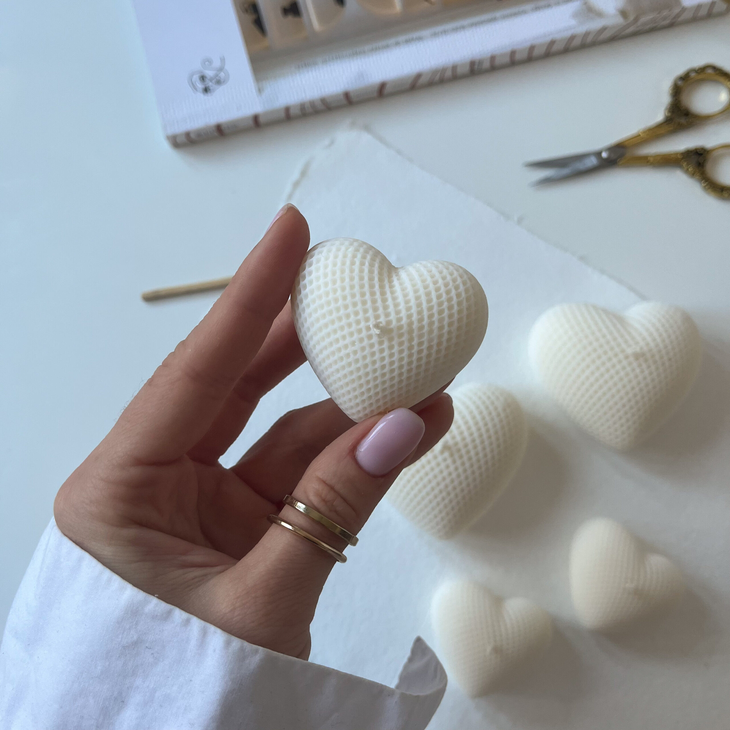 Świeca LOVE - obrazek 4